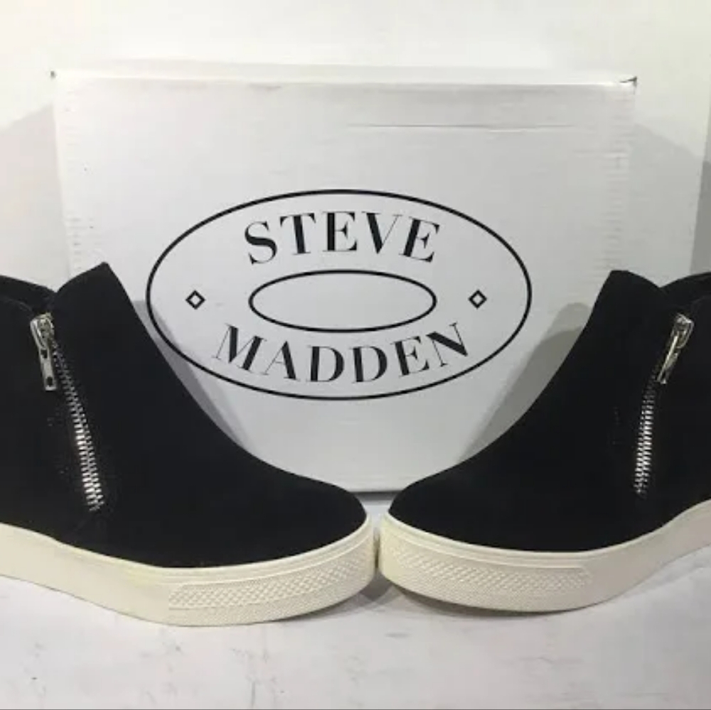 Steve Madden Women's Wedge Sneaker Black Suede Size 9 VERY GOOD CONDITION